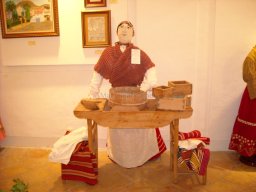 Exposición de indumentaria y costumbres 2009